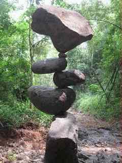 Rock balancing, tanc kameny, tancujc kameny